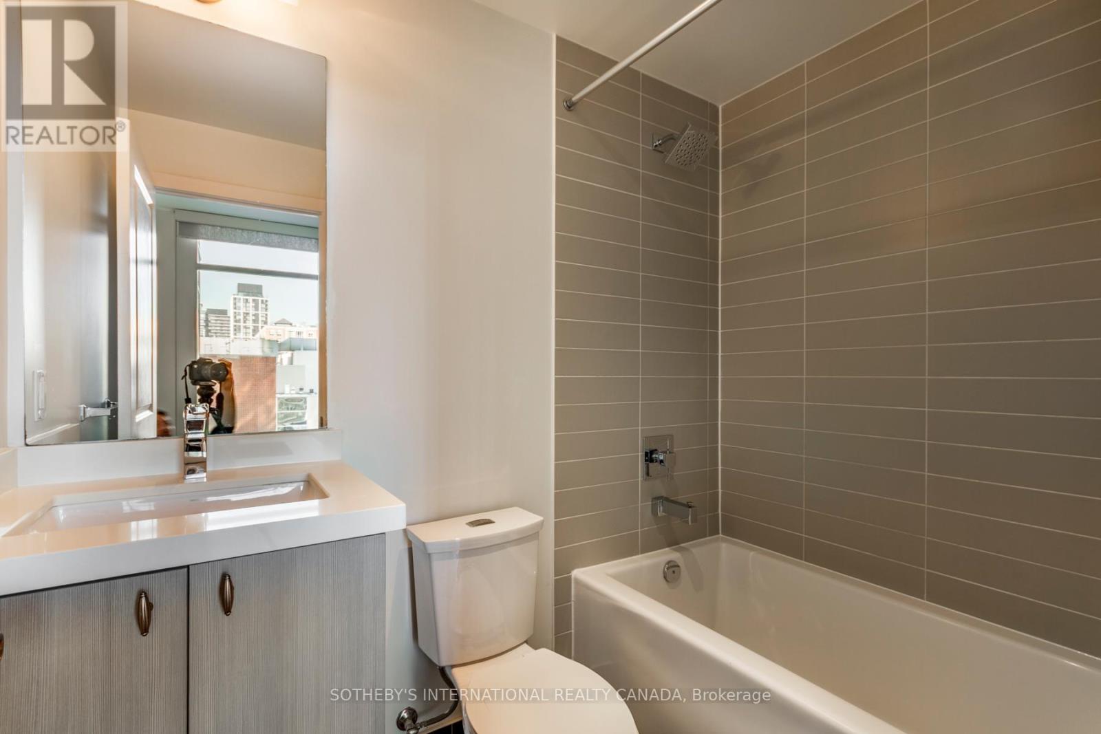 713 - 105 George Street, Toronto, Ontario  M5A 0L4 - Photo 28 - C12855370