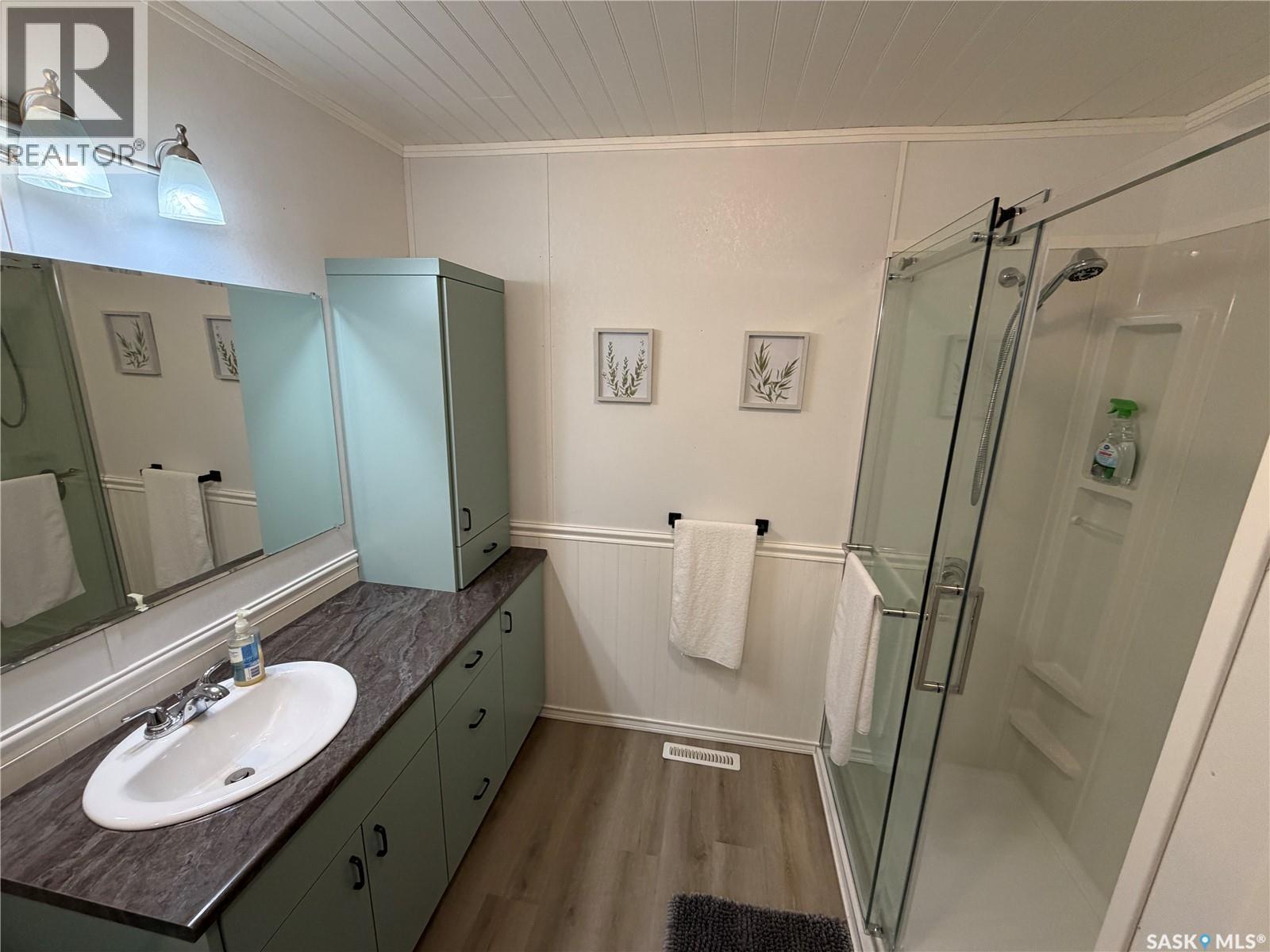 330 1st Avenue N, Big River, Saskatchewan  S0J 0E0 - Photo 11 - SK031000