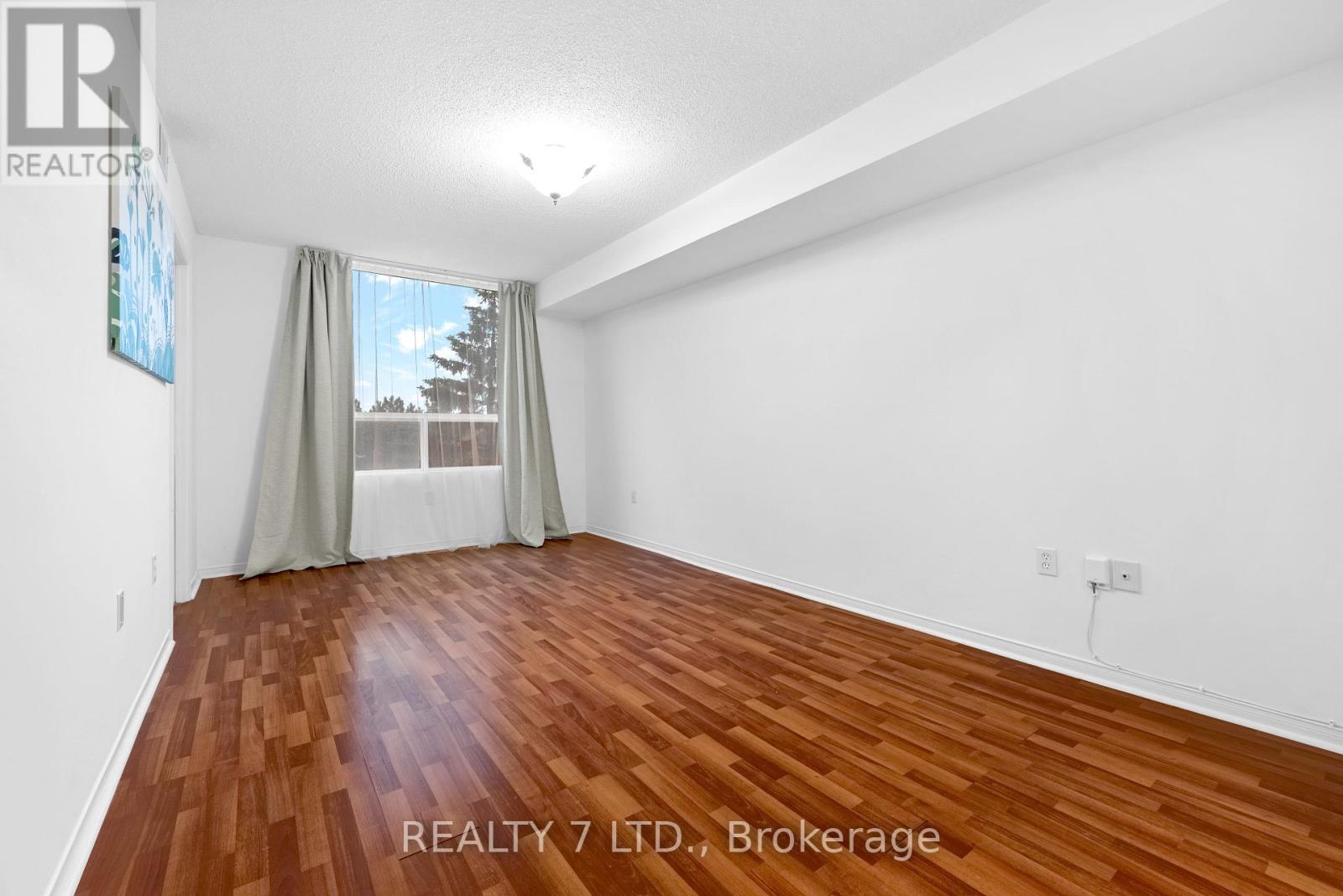 412 - 1270 Maple Crossing Boulevard, Burlington, Ontario  L7S 2J9 - Photo 24 - W12909004