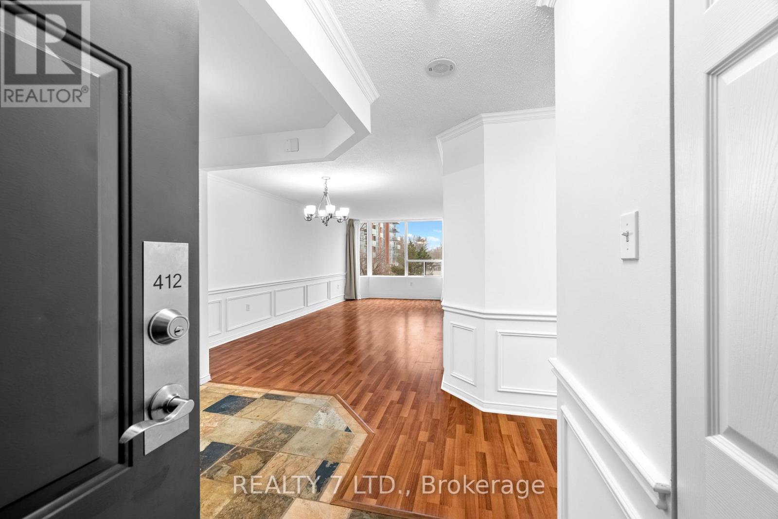 412 - 1270 Maple Crossing Boulevard, Burlington, Ontario  L7S 2J9 - Photo 6 - W12909004