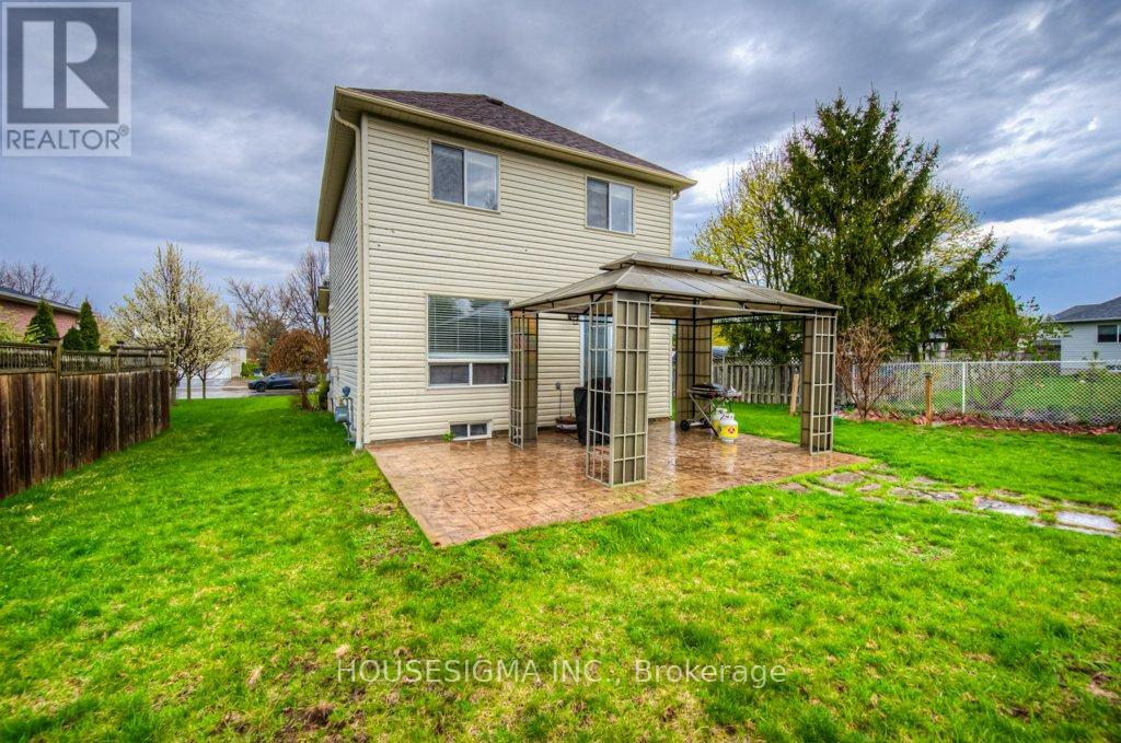 20 Hunt Street, North Dumfries, Ontario  N0B 1E0 - Photo 40 - X12826152