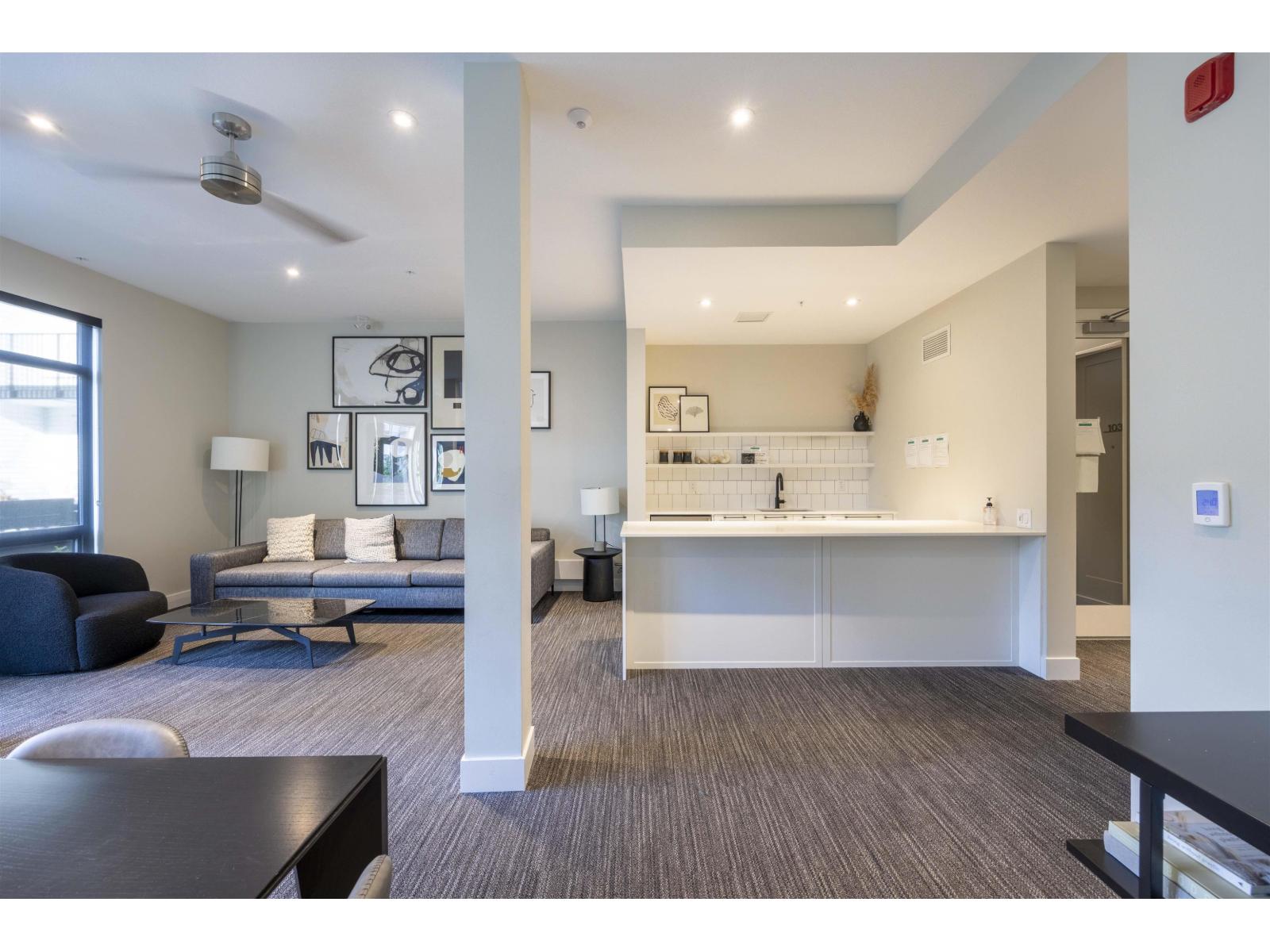 405 13933 105 Boulevard, Surrey, British Columbia  V3T 0R6 - Photo 7 - R3103115