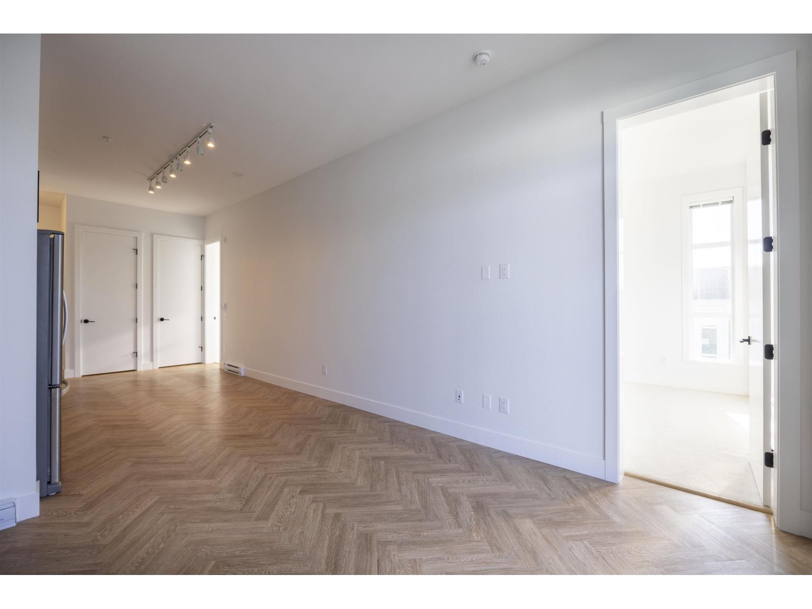 405 13933 105 Boulevard, Surrey, British Columbia  V3T 0R6 - Photo 15 - R3103115