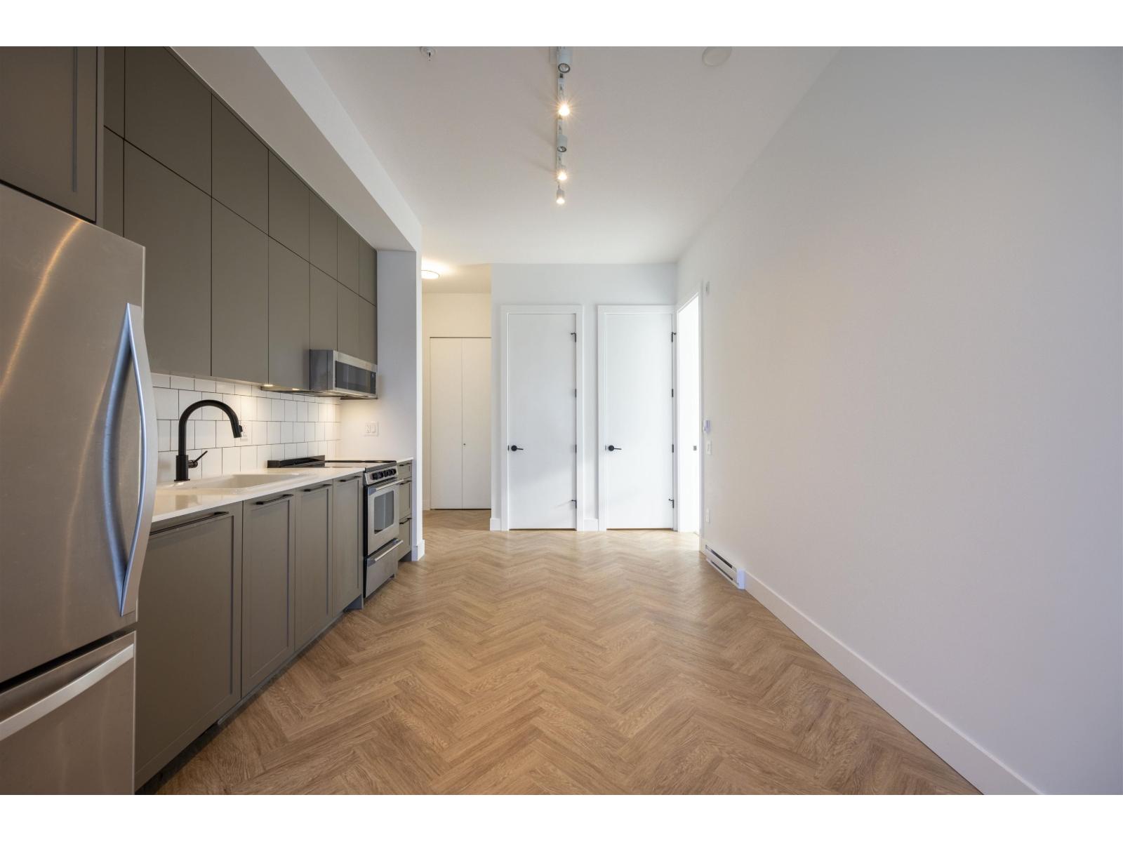 405 13933 105 Boulevard, Surrey, British Columbia  V3T 0R6 - Photo 10 - R3103115