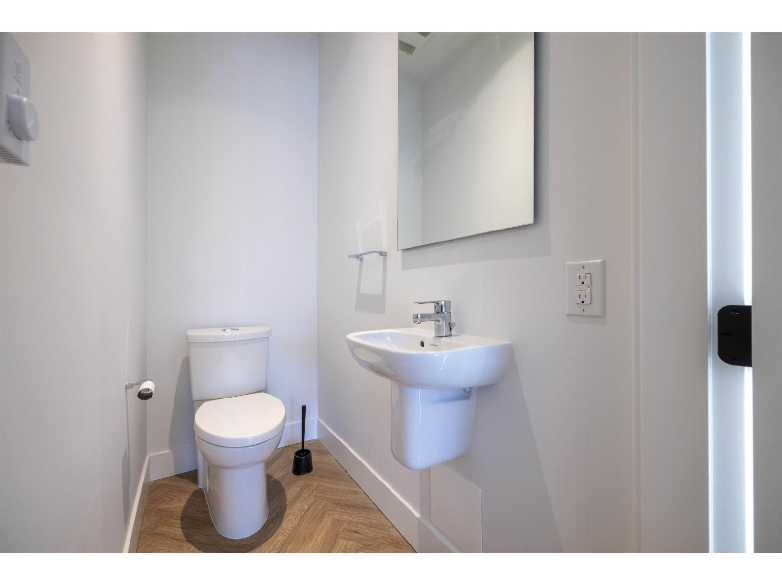 405 13933 105 Boulevard, Surrey, British Columbia  V3T 0R6 - Photo 24 - R3103115