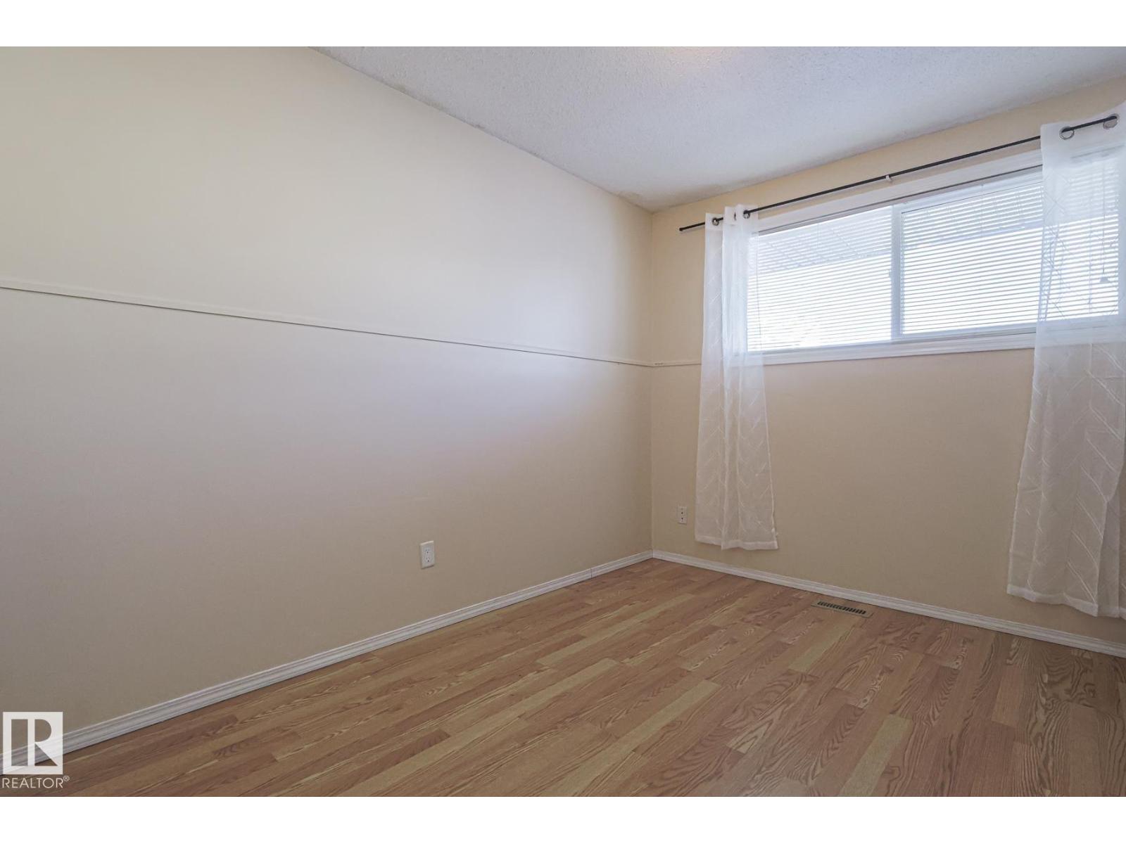 1526 69 St Nw Nw, Edmonton, Alberta  T6K 3R3 - Photo 16 - E4474757