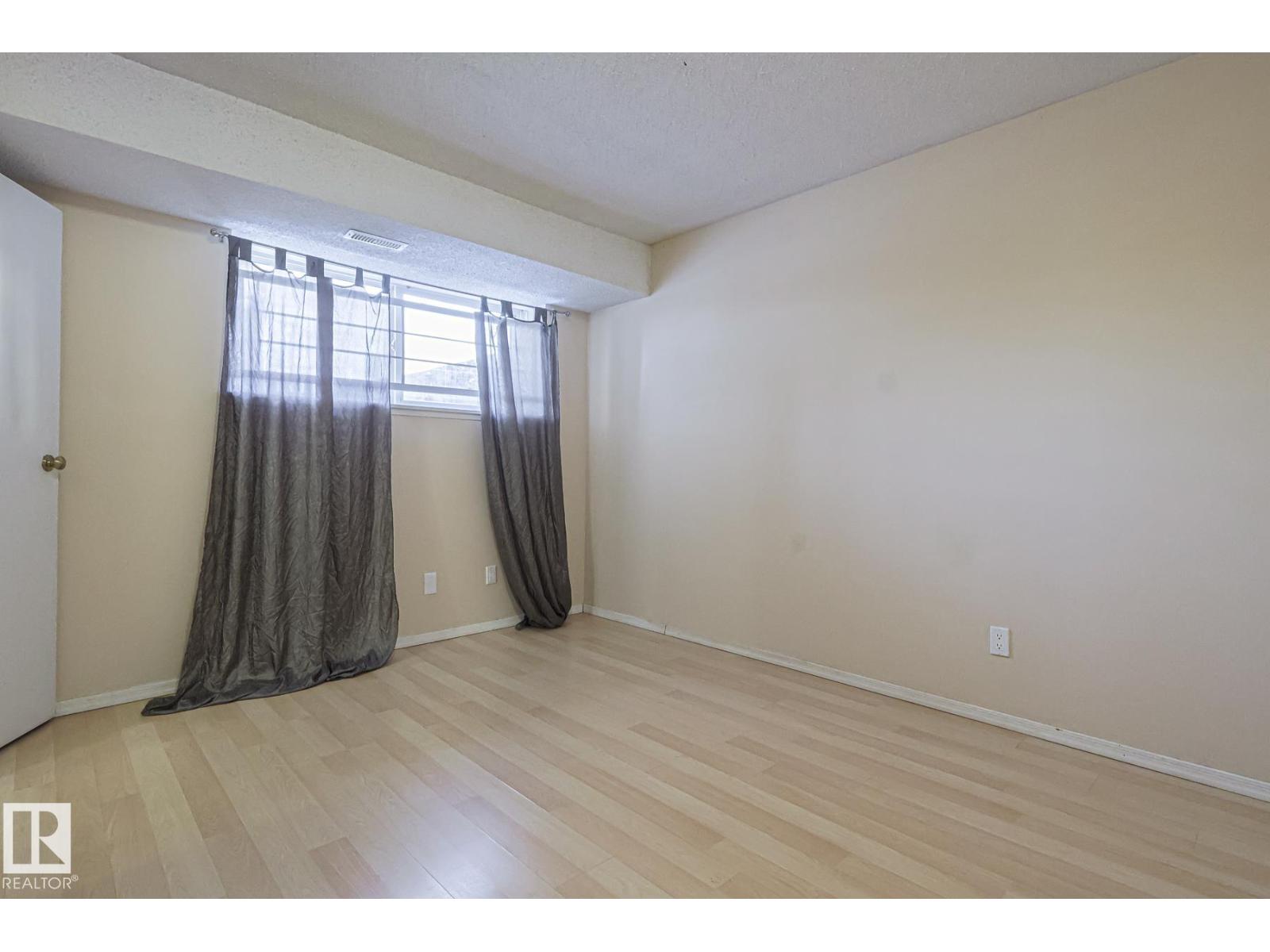 1526 69 St Nw Nw, Edmonton, Alberta  T6K 3R3 - Photo 24 - E4474757