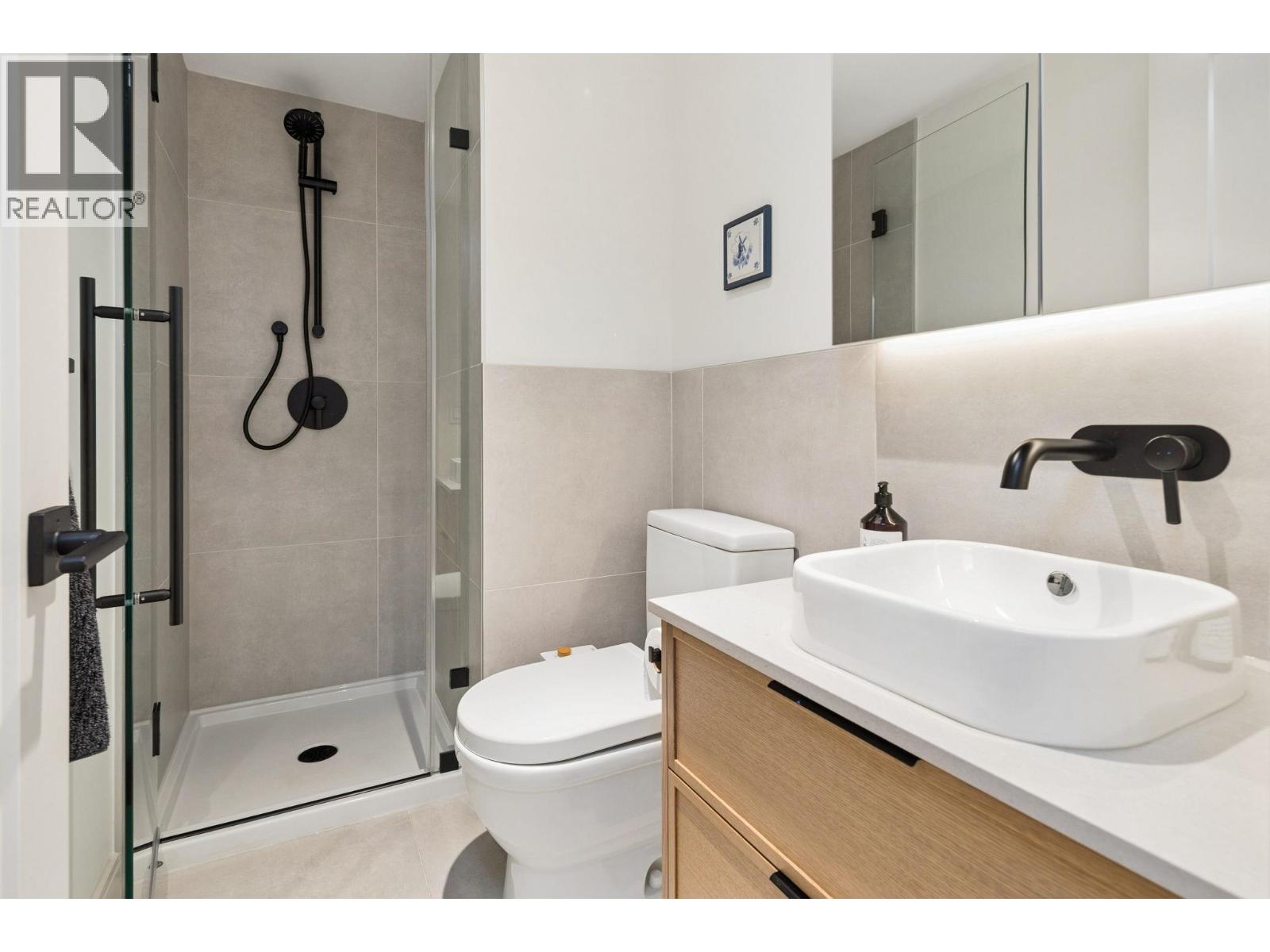 2 632 E 3rd Street, North Vancouver, British Columbia  V7L 0J1 - Photo 25 - R3102862