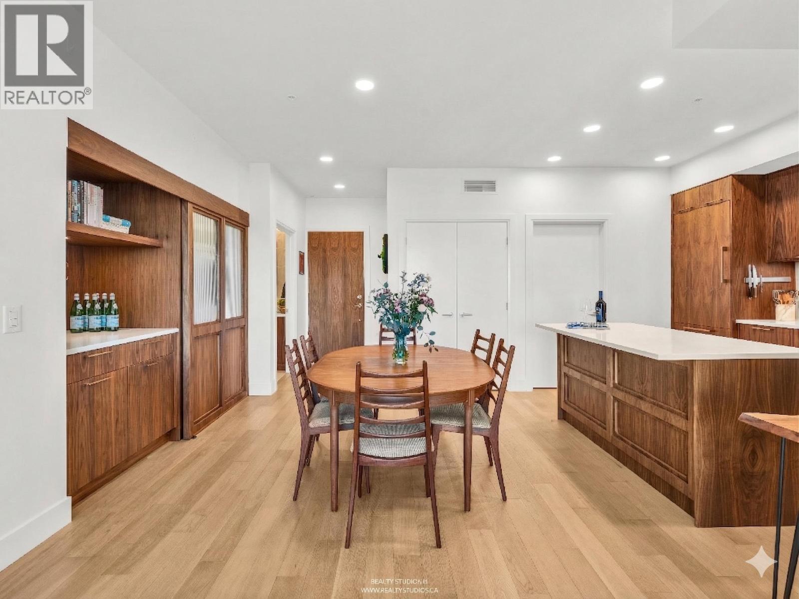 409 2550 Garden Drive, Vancouver, British Columbia  V5N 4X6 - Photo 7 - R3102795