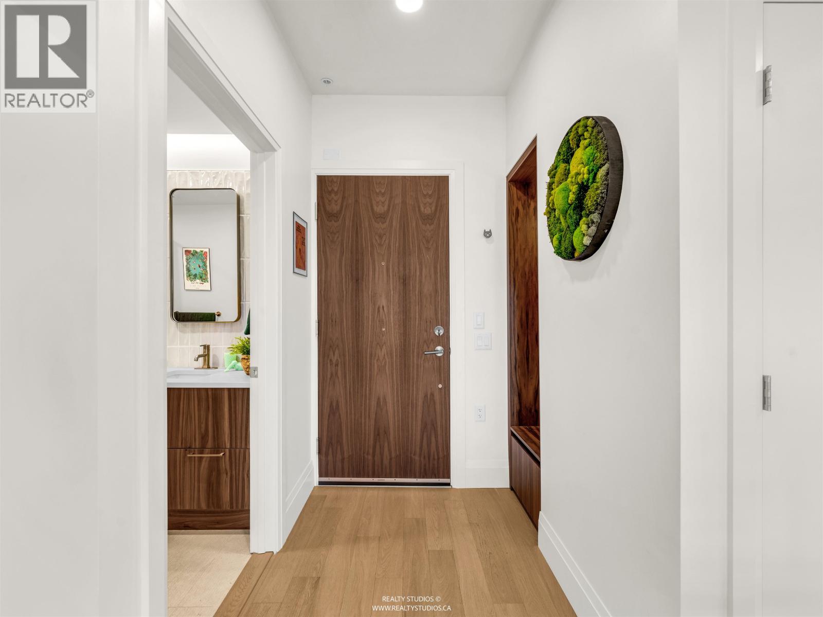 409 2550 Garden Drive, Vancouver, British Columbia  V5N 4X6 - Photo 24 - R3102795