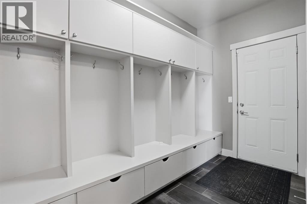 595 Panamount Boulevard Nw, Calgary, Alberta  T3H 0H5 - Photo 16 - A2290116