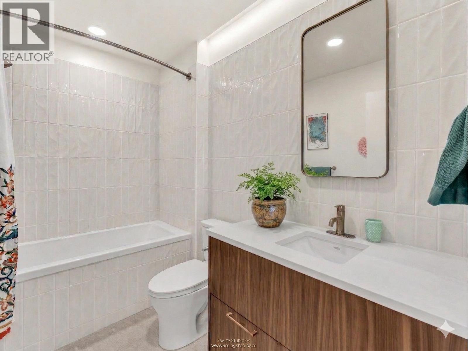 409 2550 Garden Drive, Vancouver, British Columbia  V5N 4X6 - Photo 16 - R3102795