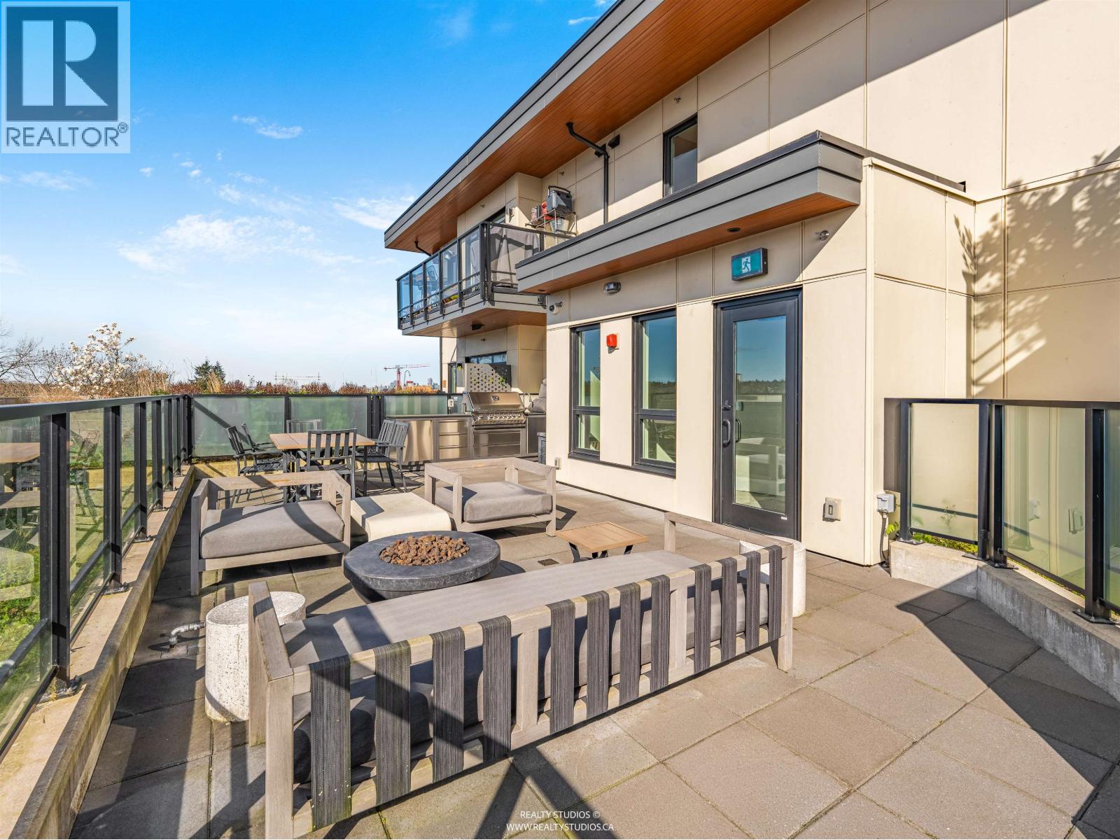 409 2550 Garden Drive, Vancouver, British Columbia  V5N 4X6 - Photo 32 - R3102795