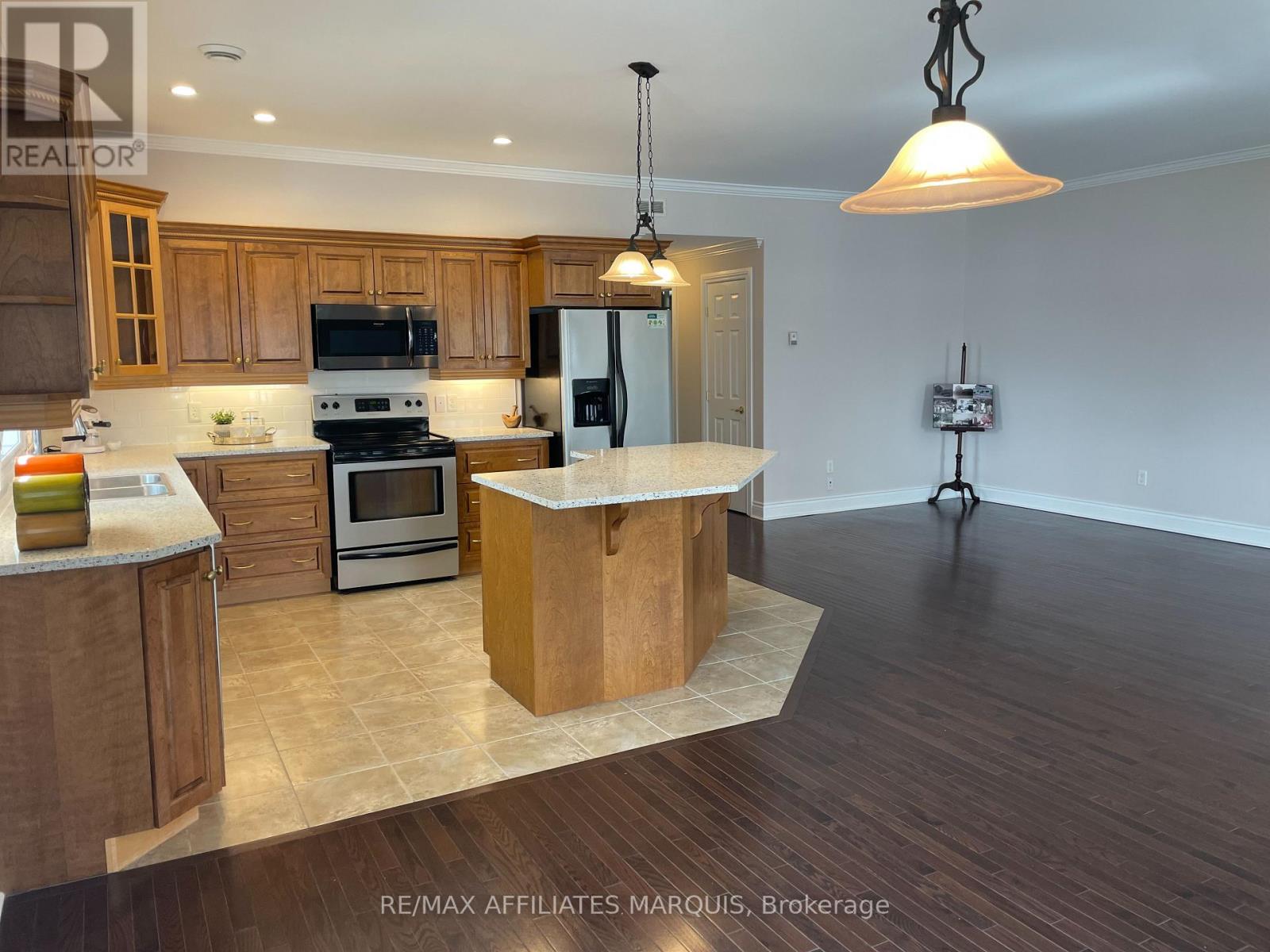 Unit 4 - 98 Queen Street, Smiths Falls, Ontario  K7A 3N4 - Photo 10 - X12917242