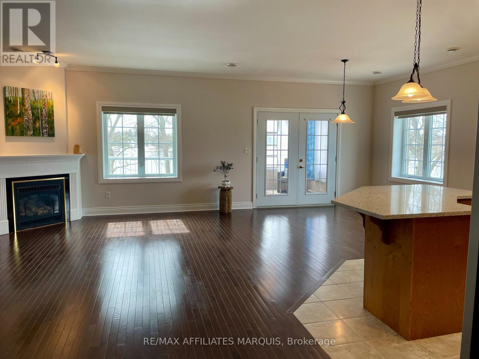 Unit 4 - 98 Queen Street, Smiths Falls, Ontario  K7A 3N4 - Photo 13 - X12917242