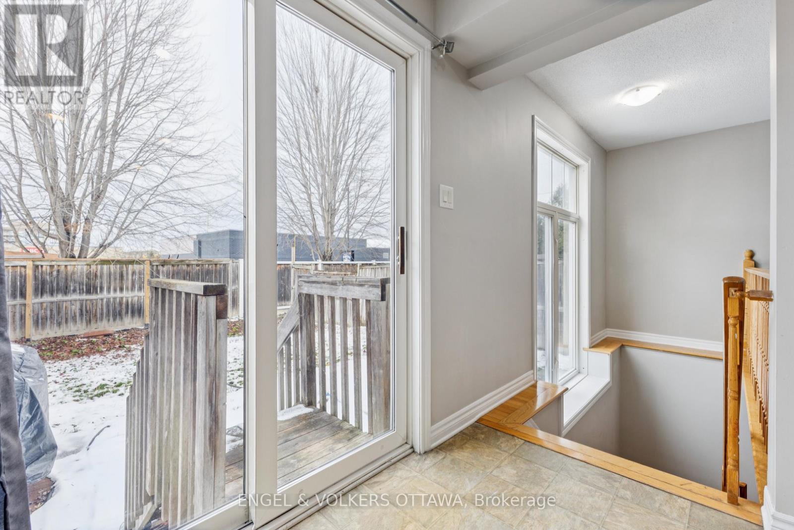 507 Salzburg Drive, Ottawa, Ontario  K4A 0C6 - Photo 11 - X12917256