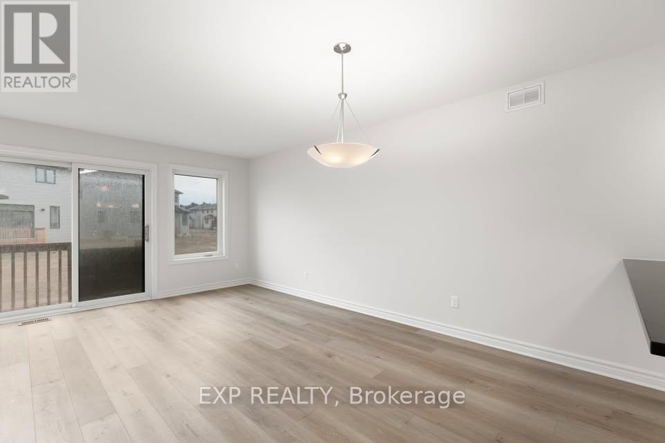 106 Dowdall Circle, Carleton Place, Ontario  K7C 0S4 - Photo 13 - X12917270