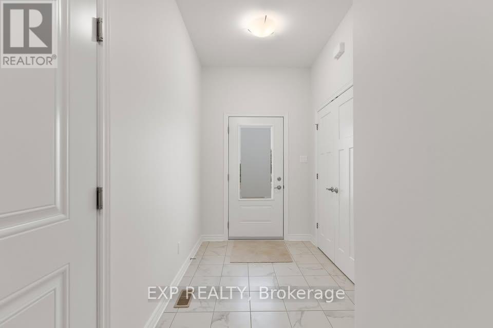 106 Dowdall Circle, Carleton Place, Ontario  K7C 0S4 - Photo 3 - X12917270