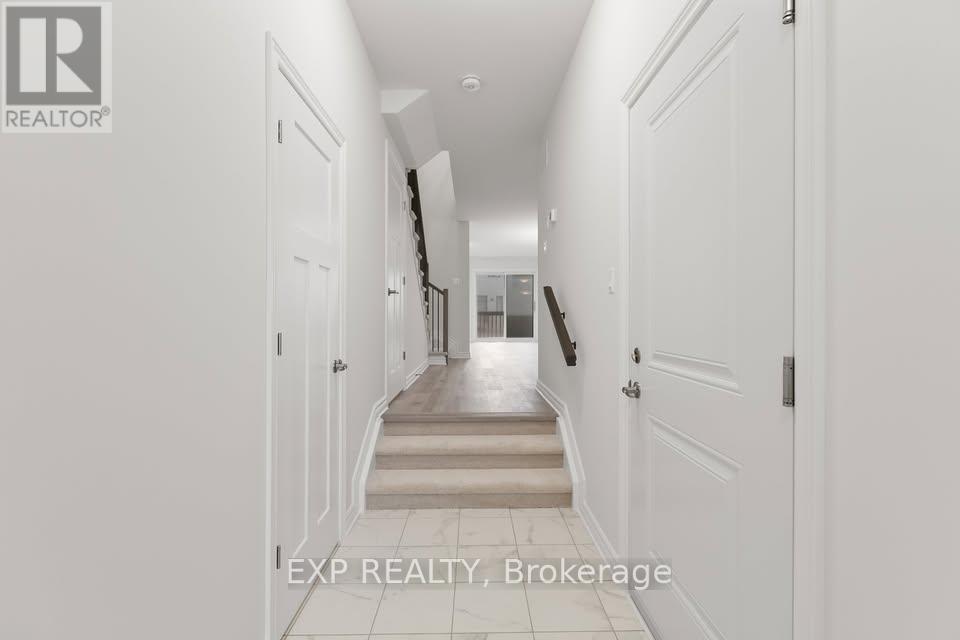 106 Dowdall Circle, Carleton Place, Ontario  K7C 0S4 - Photo 4 - X12917270