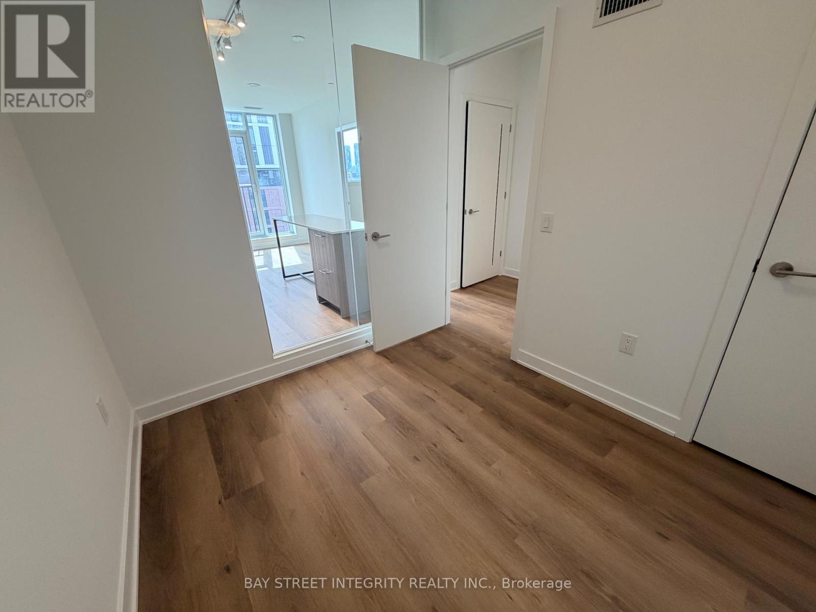 814 - 30 Dreamers Way, Toronto, Ontario  M5A 0Y7 - Photo 12 - C12917252