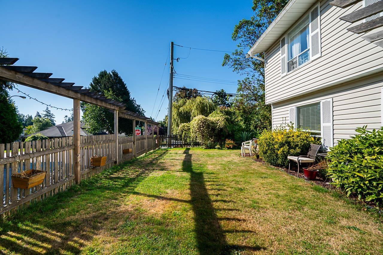 16143 9 Avenue, Surrey, British Columbia  V4A 8R4 - Photo 3 - R3102930