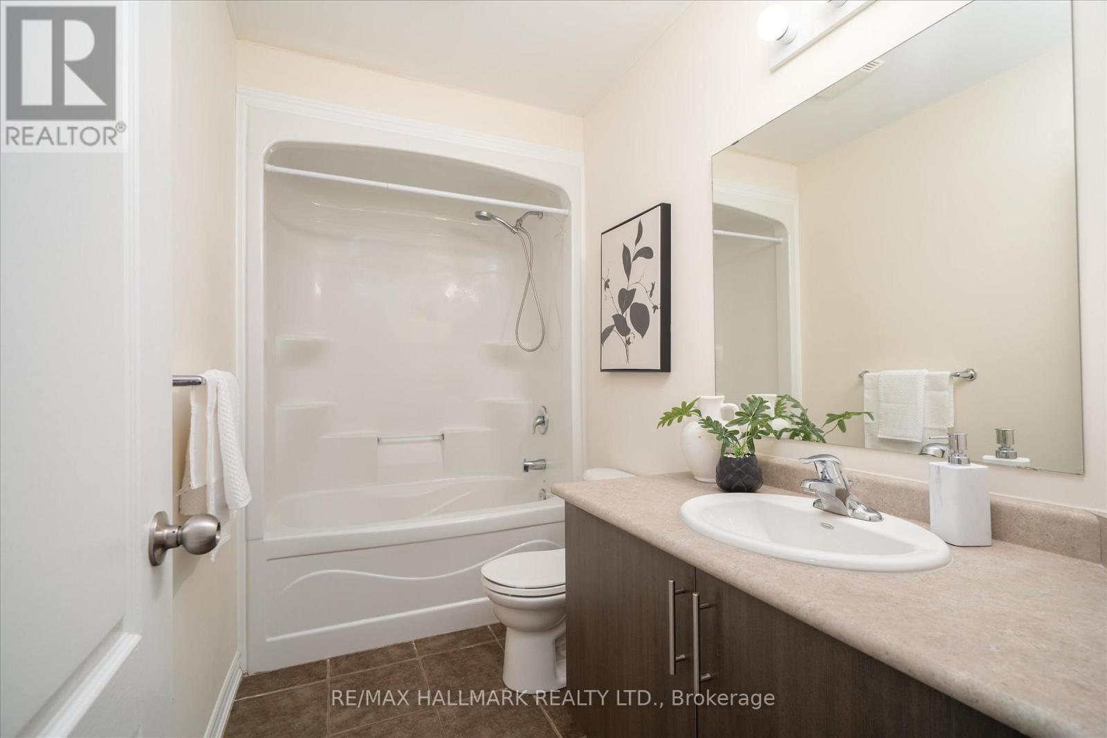 32 Katerson Lane, Clarington, Ontario  L1E 0E9 - Photo 24 - E12917250