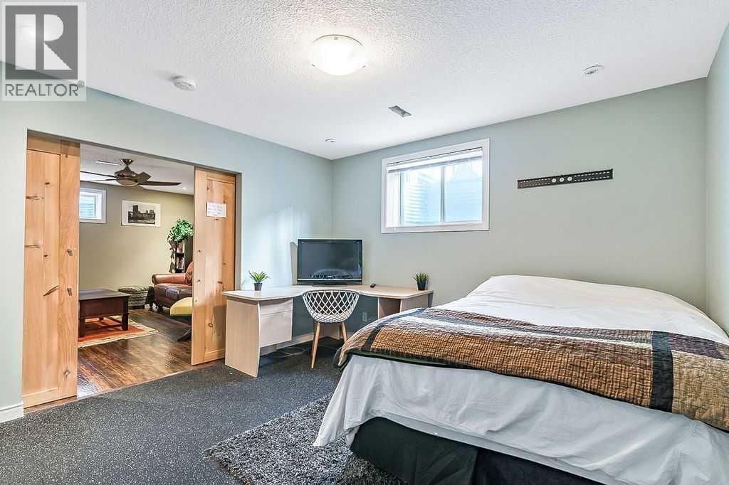 134 Crystal Green Drive, Okotoks, Alberta  T1S 0C7 - Photo 33 - A2283078