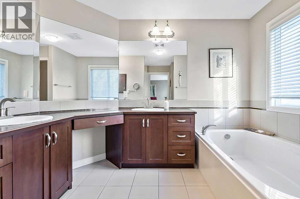 134 Crystal Green Drive, Okotoks, Alberta  T1S 0C7 - Photo 25 - A2283078