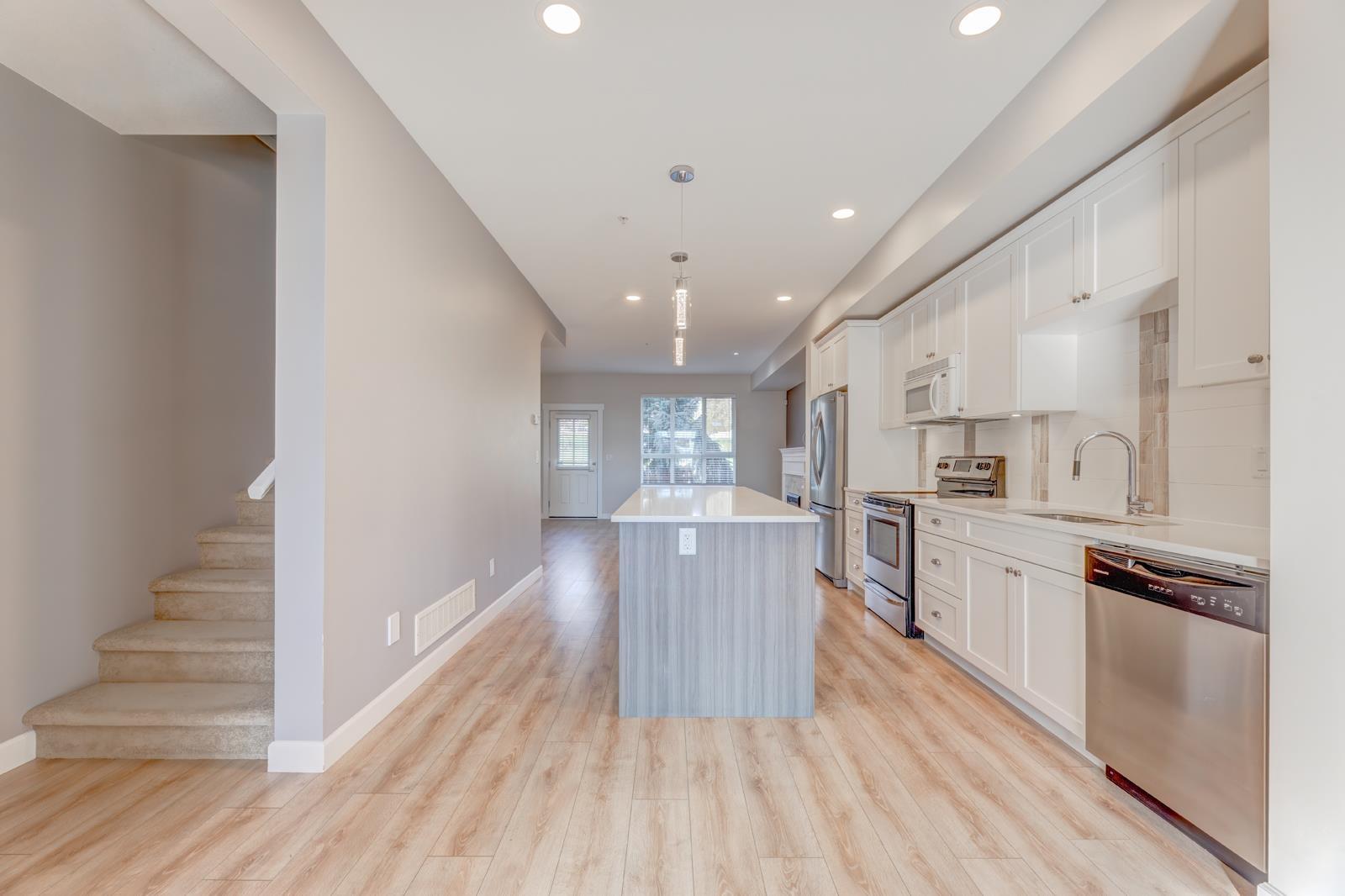 53 7157 210 Street, Langley, British Columbia  V2Y 0T3 - Photo 6 - R3103216