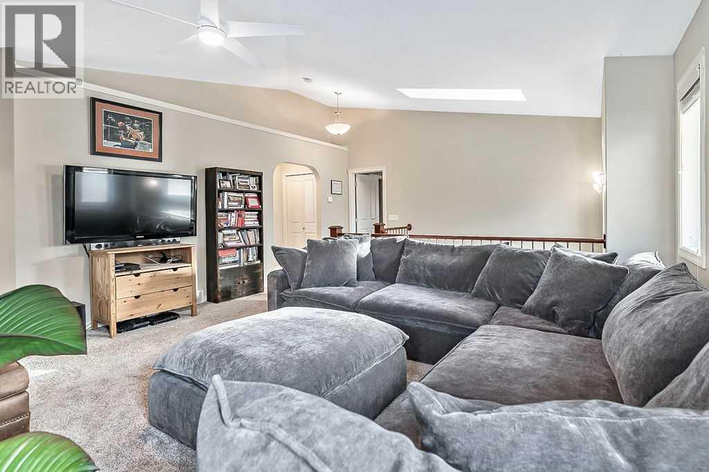 134 Crystal Green Drive, Okotoks, Alberta  T1S 0C7 - Photo 22 - A2283078