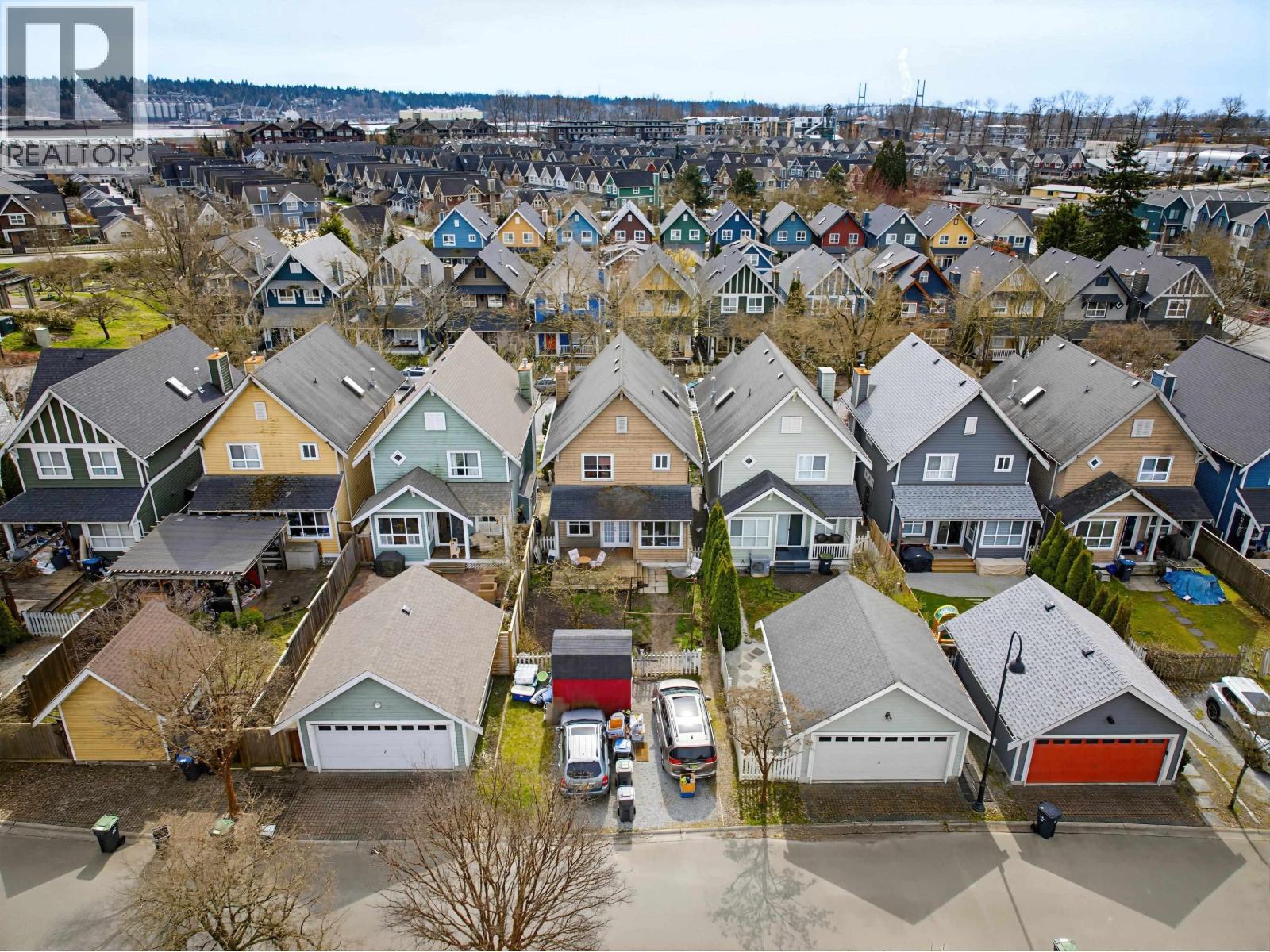 137 Star Crescent, New Westminster, British Columbia  V3M 6X6 - Photo 32 - R3102932