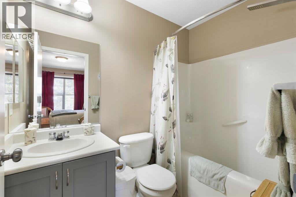 352 Elgin Gardens SE, Calgary, Alberta  T2Z 4T5 - Photo 25 - A2290985