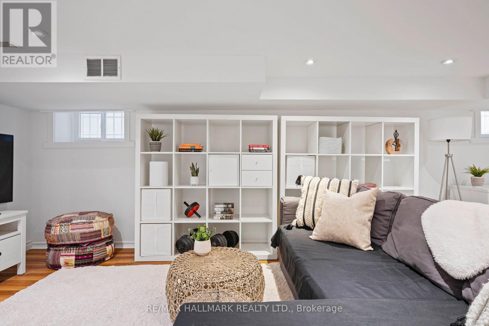 17 Mountnoel Avenue, Toronto, Ontario  M4J 1H7 - Photo 37 - E12907838