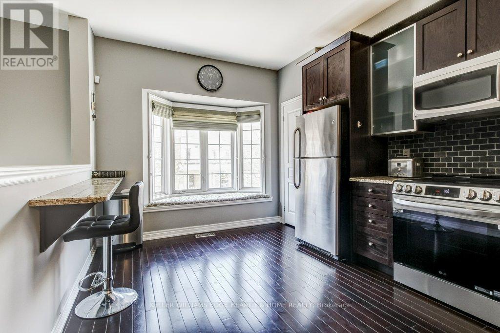 4262 Ingram Common, Burlington (Shoreacres), Ontario  L7L 0C4 - Photo 9 - W12917248