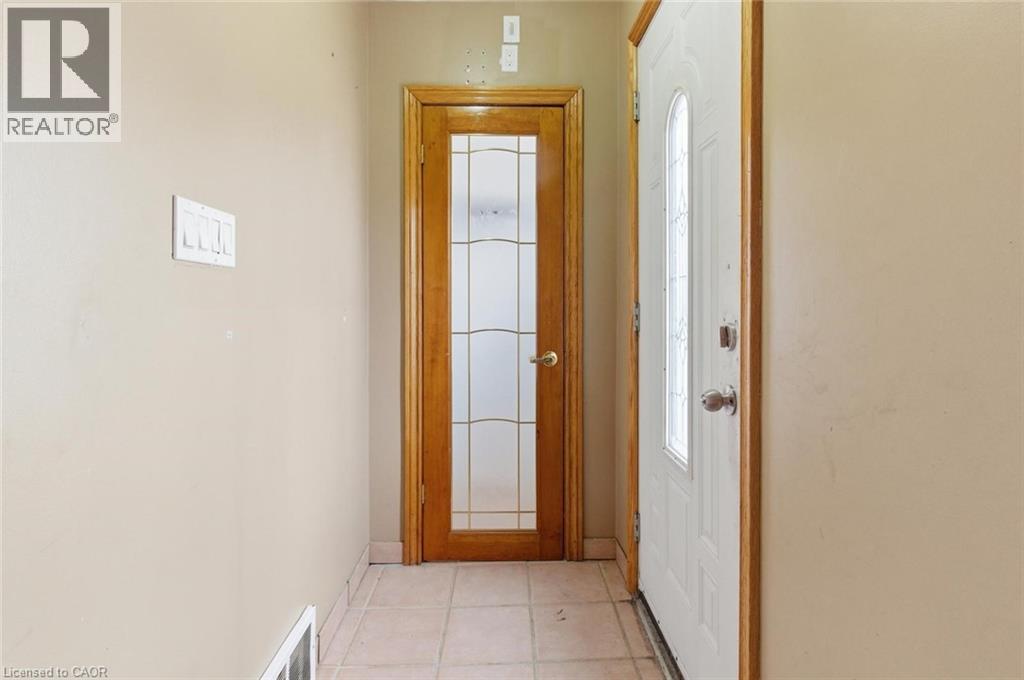 627 Upper Sherman Avenue, Hamilton, Ontario  L8V 3M4 - Photo 7 - 40814401