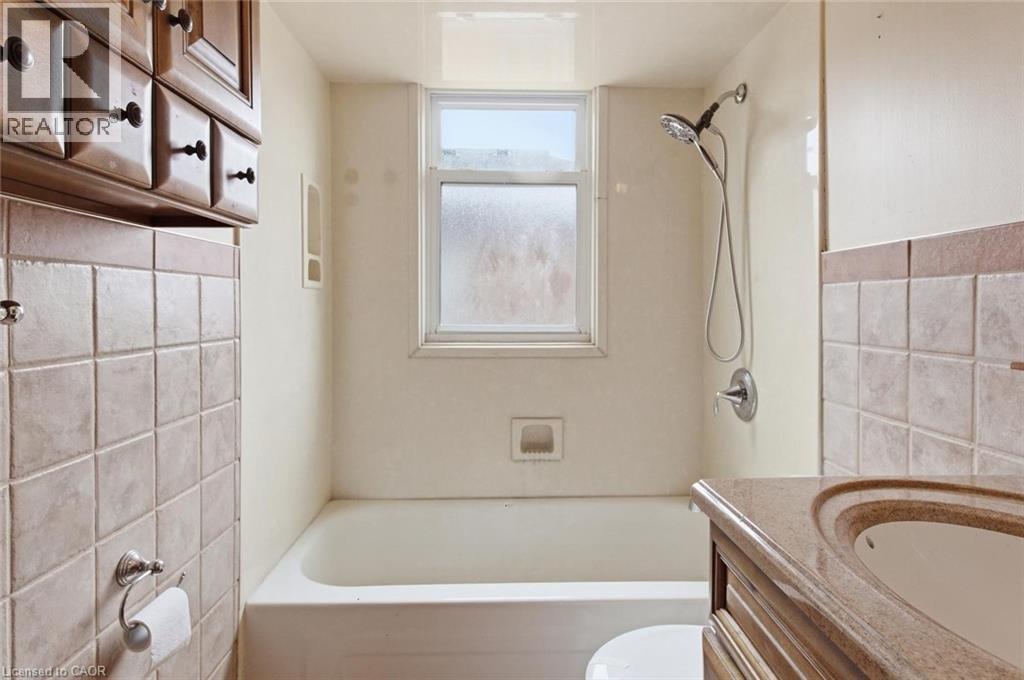 627 Upper Sherman Avenue, Hamilton, Ontario  L8V 3M4 - Photo 9 - 40814401