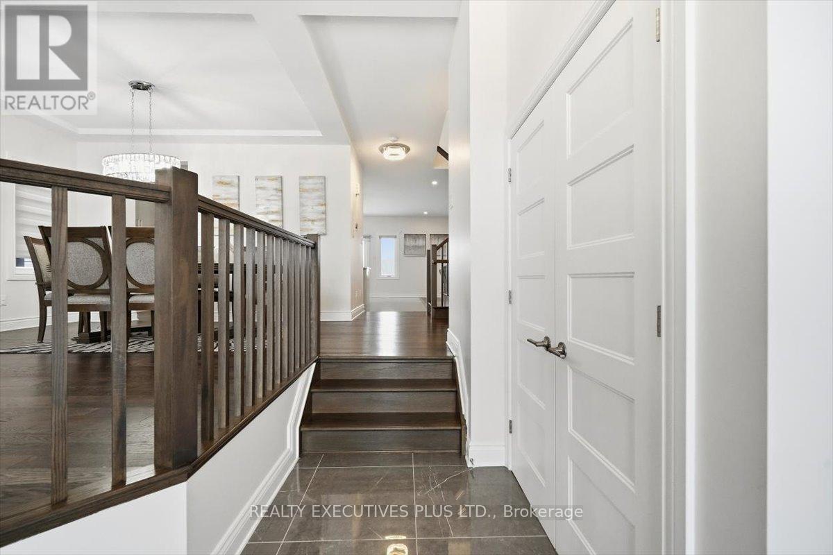 1082 Docteur Corbeil Boulevard, Clarence-Rockland, Ontario  K4K 0E9 - Photo 3 - X12673010