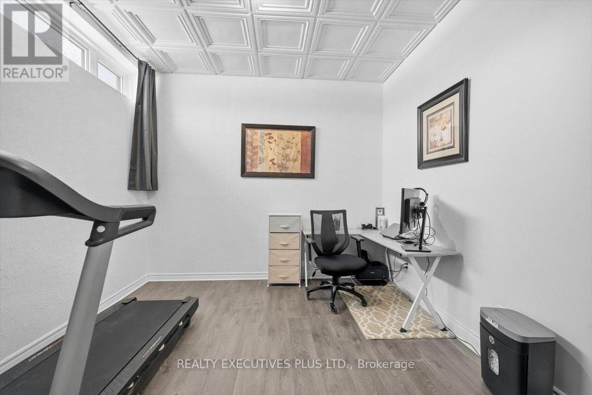 1082 Docteur Corbeil Boulevard, Clarence-Rockland, Ontario  K4K 0E9 - Photo 35 - X12673010