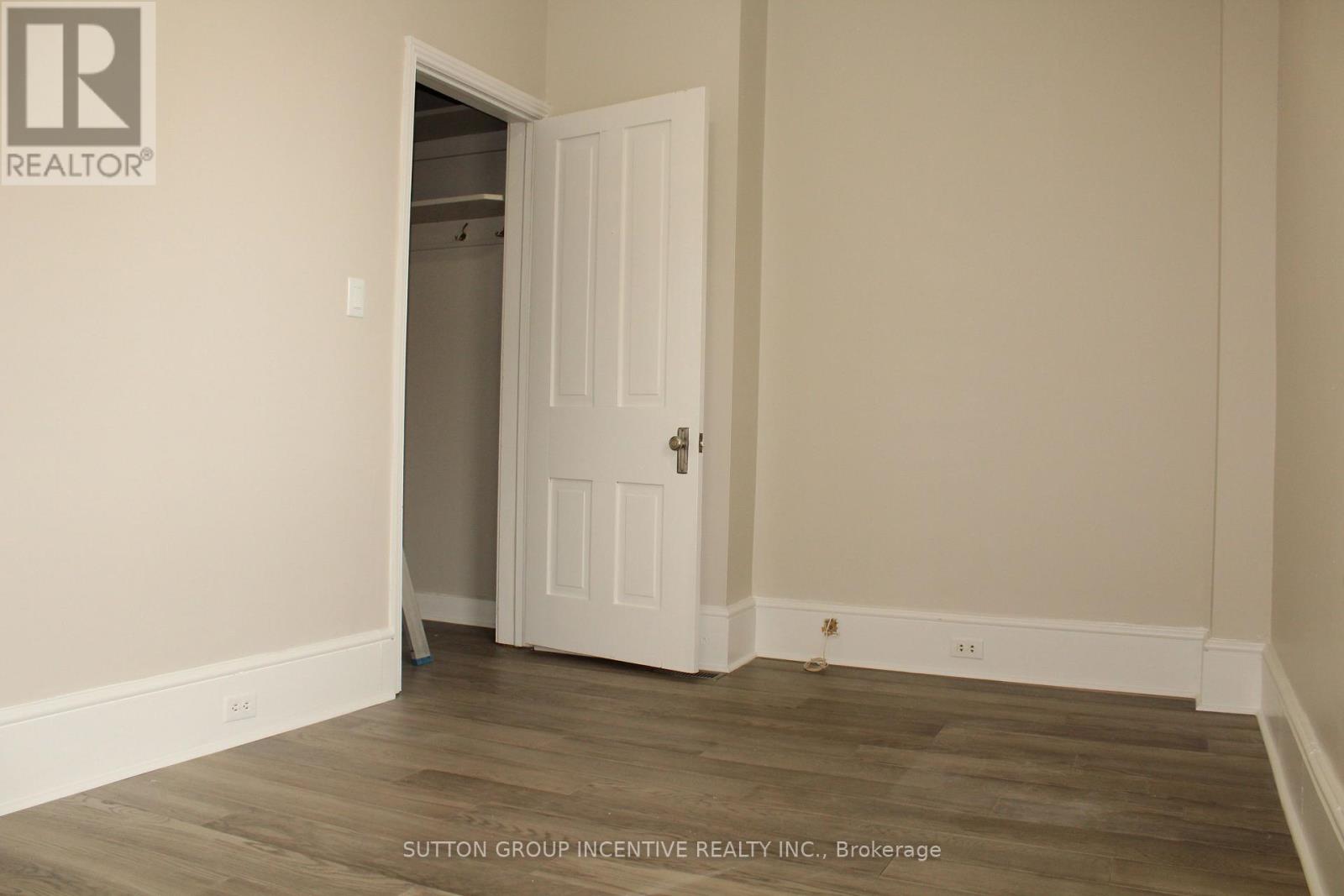 166 Collier Street, Barrie, Ontario  L4M 1H7 - Photo 13 - S12917266