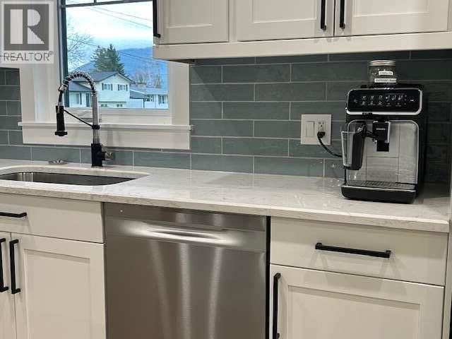 1730 68th Avenue, Grand Forks, British Columbia  V0H 1H0 - Photo 17 - 10369767