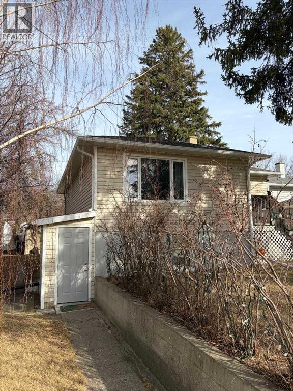 1035 12b Street S, Lethbridge, Alberta  T1K 1R9 - Photo 3 - A2296011