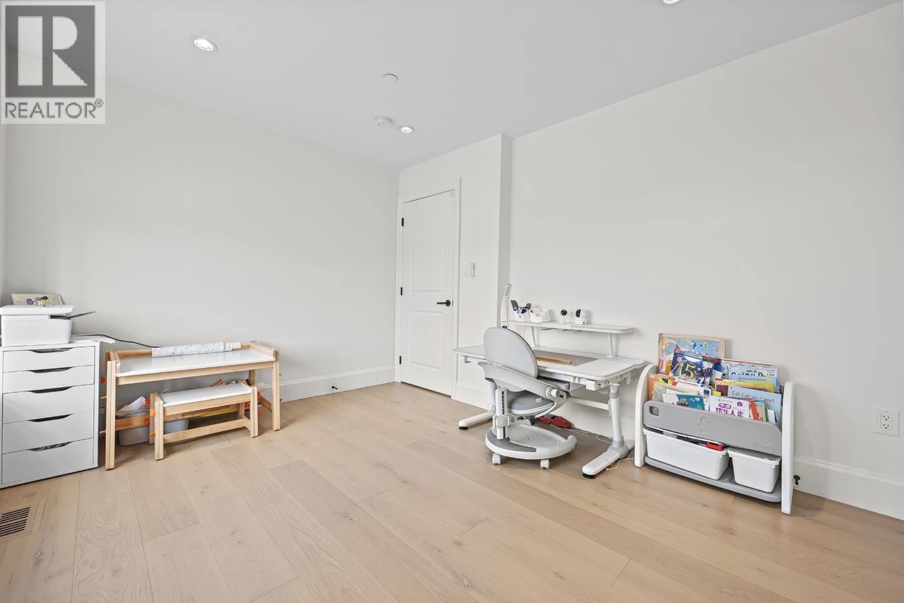 986 Renfrew Street, Vancouver, British Columbia  V5K 4B8 - Photo 15 - R3103225