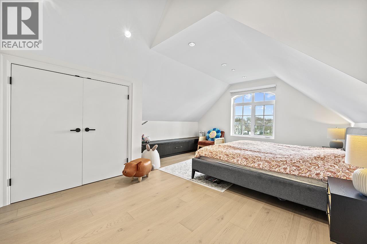 986 Renfrew Street, Vancouver, British Columbia  V5K 4B8 - Photo 11 - R3103225