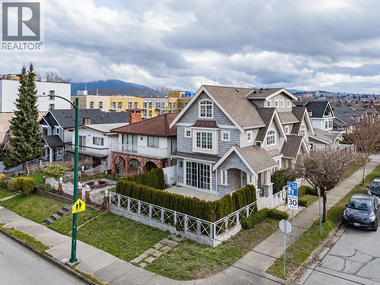 986 Renfrew Street, Vancouver, British Columbia  V5K 4B8 - Photo 21 - R3103225