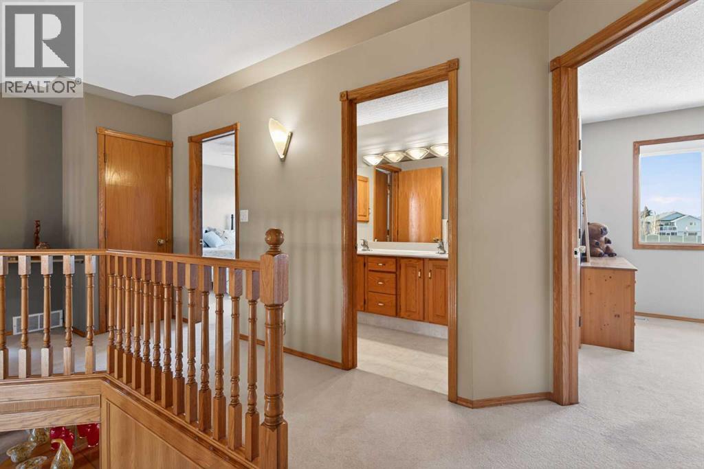 116 Hampshire Grove Nw, Calgary, Alberta  T3A 5A5 - Photo 33 - A2282445