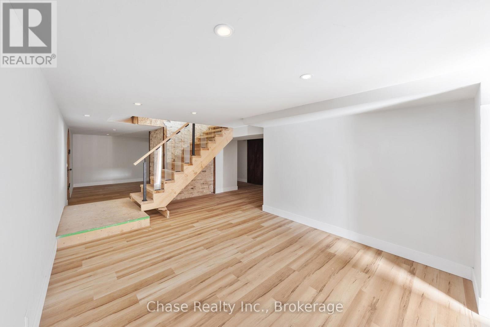 878 Deer Lake Rd Road, Huntsville, Ontario  P0B 1L0 - Photo 19 - X12917302