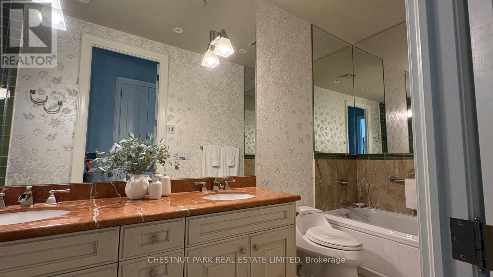 804 - 21 Burkebrook Place, Toronto, Ontario  M4G 0A2 - Photo 21 - C12917276