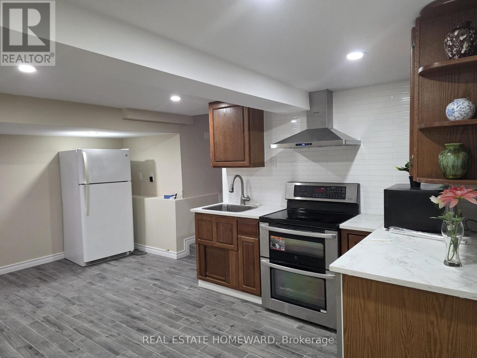 Lower - 61 Tanjoe Crescent, Toronto, Ontario  M2M 1P6 - Photo 4 - C12917332