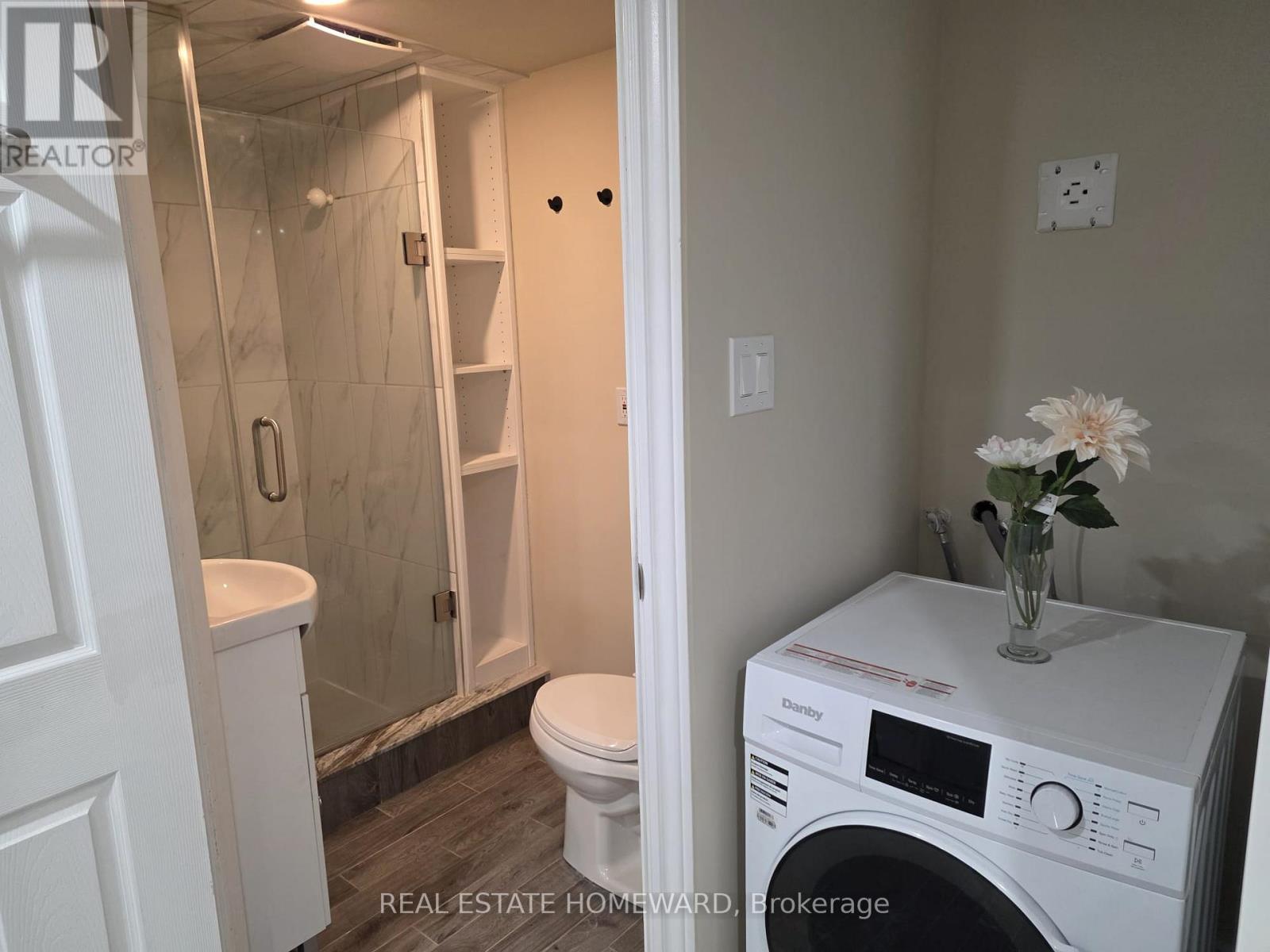 Lower - 61 Tanjoe Crescent, Toronto, Ontario  M2M 1P6 - Photo 9 - C12917332