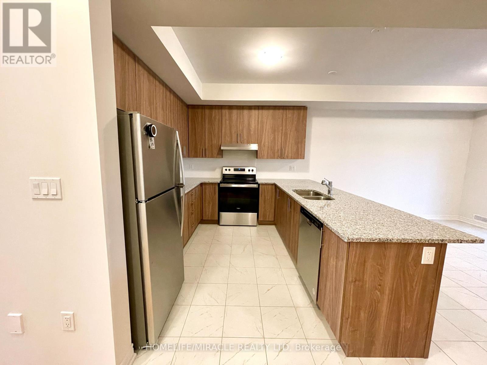 103 Air Dancer Crescent, Oshawa, Ontario  L1L 0V3 - Photo 16 - E12917300